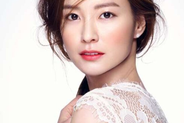 Jung Yu-mi : Age, Weight, Height, Biography, Boyfriend, Filmography and Awards.